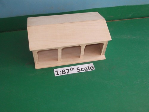 Large wooden model farm - large,