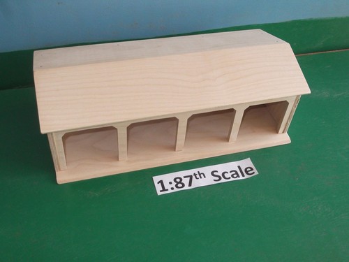 Large wooden model - large, farm