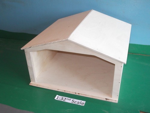 32nd scale wooden model farm - wooden,