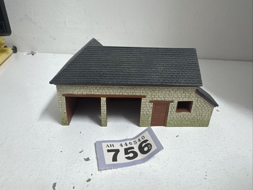 Hornby skaledale r8785 farm - hornby,
